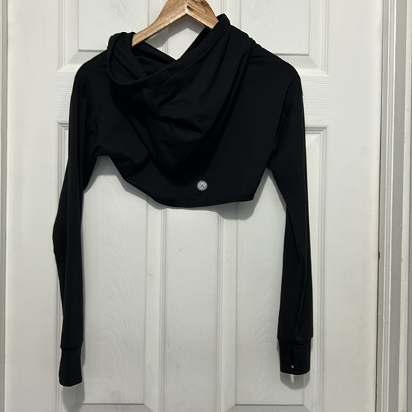 SOMMER RAY hooded crop top. Size S. - Picture 5 of 5